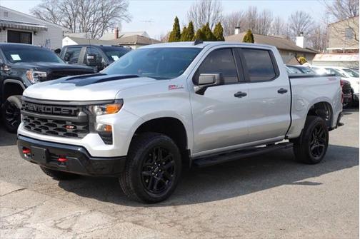 2022 Chevrolet Silverado 1500 Custom Trail Boss
