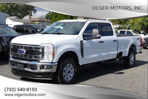 White 2023 Ford F-250 XLT