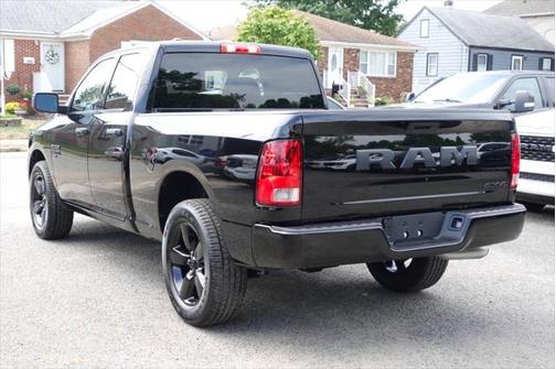 2023 RAM 1500 Classic Express