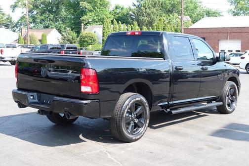 Diamond Black Crystal Pearl 2023 RAM 1500 Classic SLT