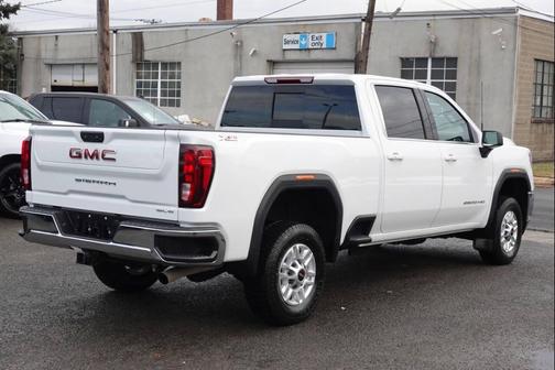 2023 GMC Sierra 2500 SLE
