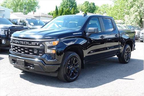 2022 Chevrolet Silverado 1500 Custom