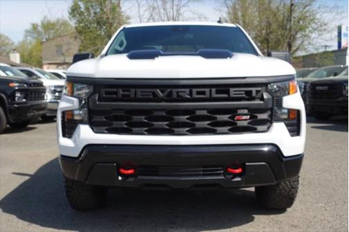 2022 Chevrolet Silverado 1500 Custom Trail Boss