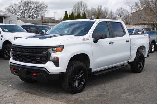 2022 Chevrolet Silverado 1500 Custom Trail Boss