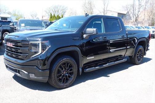 2022 GMC Sierra 1500 Elevation