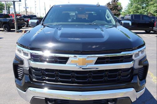 Black 2024 Chevrolet Silverado 1500 LT