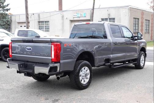 2023 Ford F-250 XLT