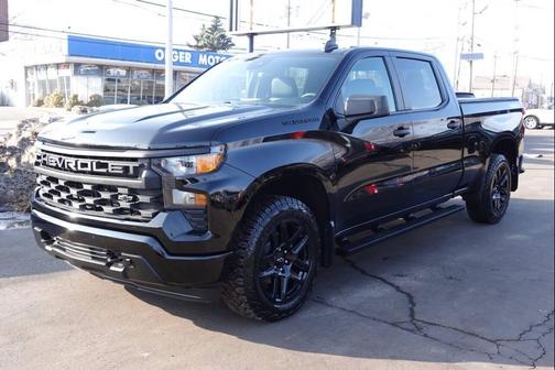 2023 Chevrolet Silverado 1500 Custom