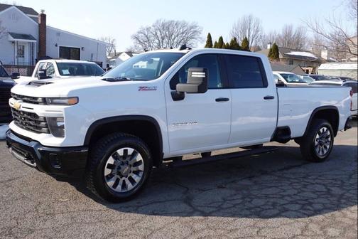 2024 Chevrolet Silverado 2500 Custom