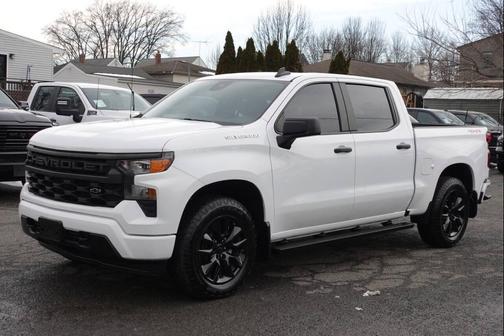 2023 Chevrolet Silverado 1500 Custom