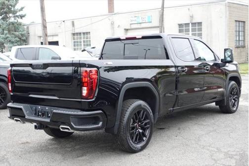 2022 GMC Sierra 1500 Elevation