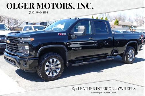 Black 2024 Chevrolet Silverado 2500 Custom
