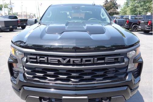 2022 Chevrolet Silverado 1500 Custom Trail Boss
