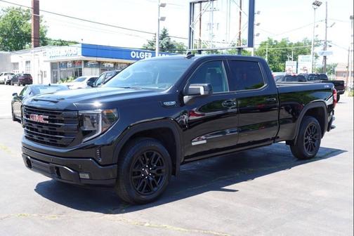Black 2025 GMC Sierra 1500 Elevation