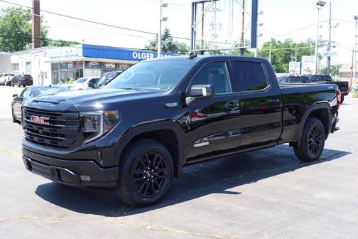 Onyx Black 2025 GMC Sierra 1500 Elevation