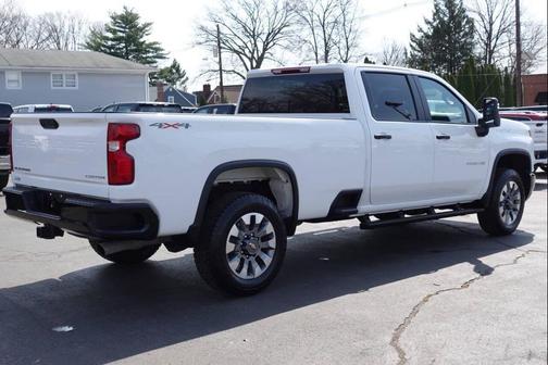 White 2025 Chevrolet Silverado 2500 Custom