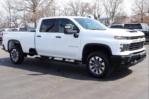 White 2025 Chevrolet Silverado 2500 Custom