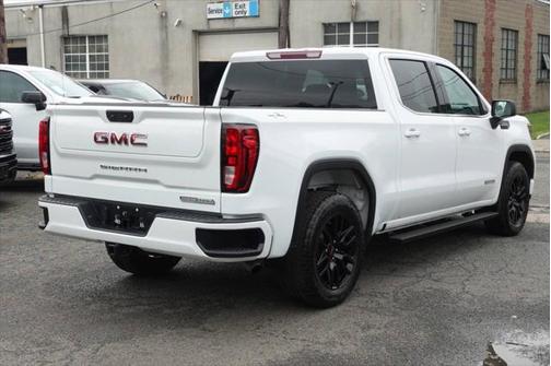 2022 GMC Sierra 1500 Elevation