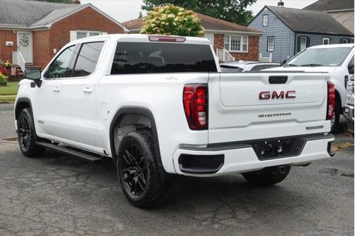 2022 GMC Sierra 1500 Elevation