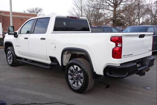 2022 Chevrolet Silverado 2500 Custom