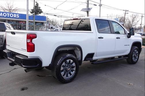 2022 Chevrolet Silverado 2500 Custom