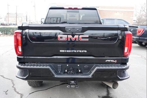 2022 GMC Sierra 2500 AT4