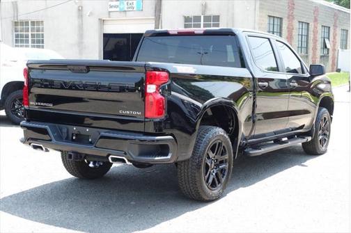 2022 Chevrolet Silverado 1500 Custom Trail Boss
