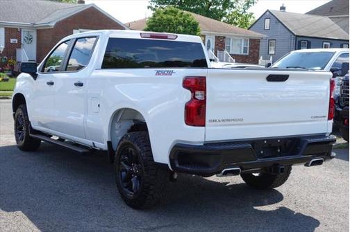 2022 Chevrolet Silverado 1500 Custom Trail Boss