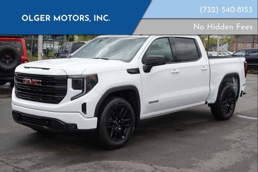 White 2023 GMC Sierra 1500 Elevation