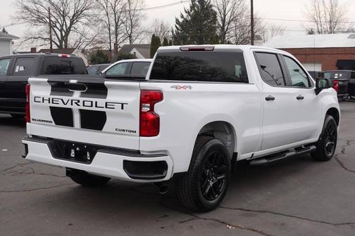 Summit White 2023 Chevrolet Silverado 1500 Custom