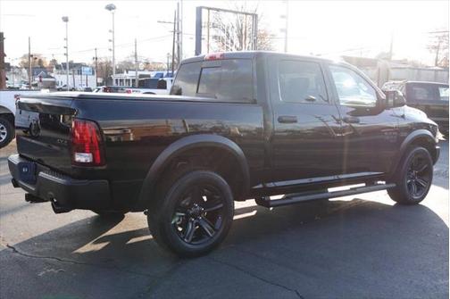 2022 RAM 1500 Classic Warlock 4x4 4dr Crew Cab 5.5 ft. SB Pickup