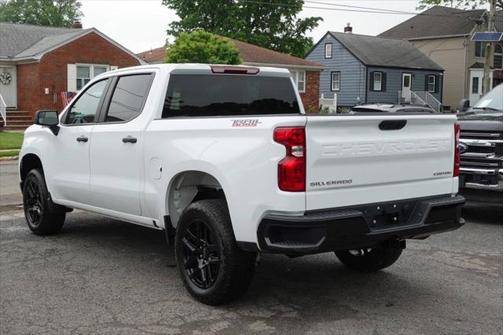 2022 Chevrolet Silverado 1500 Custom Trail Boss