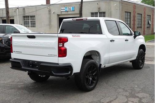 2022 Chevrolet Silverado 1500 Custom Trail Boss