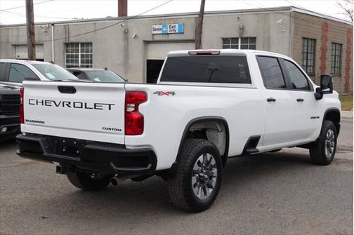 2023 Chevrolet Silverado 2500 Custom