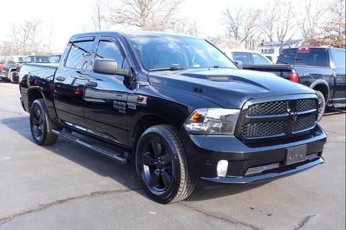 2022 RAM 1500 Classic Express