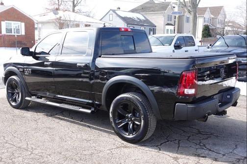 2023 RAM 1500 Classic Warlock 4x4 4dr Crew Cab 5.5 ft. SB Pickup