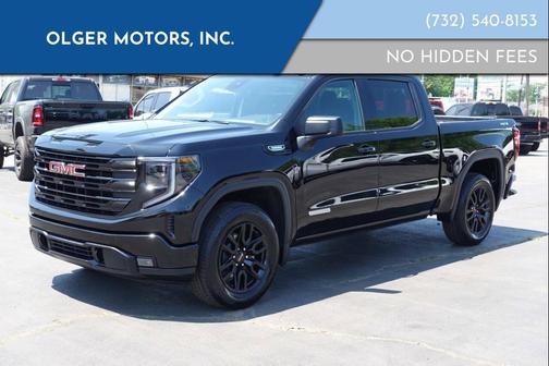 Black 2024 GMC Sierra 1500 Elevation