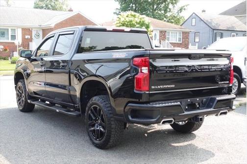 2022 Chevrolet Silverado 1500 Custom Trail Boss