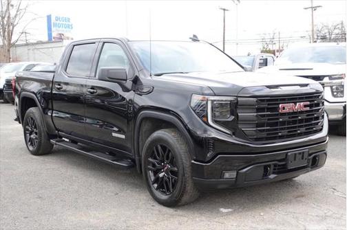 2022 GMC Sierra 1500 Elevation