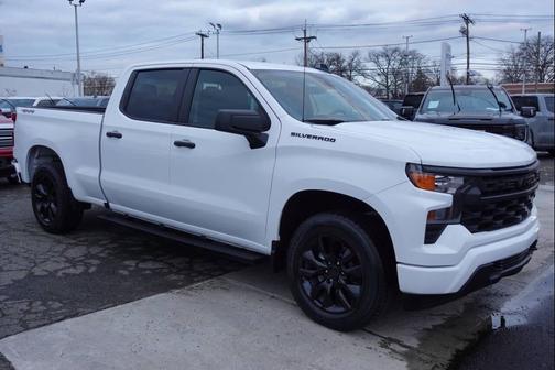2023 Chevrolet Silverado 1500 Custom