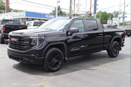 Black 2023 GMC Sierra 1500 Pro