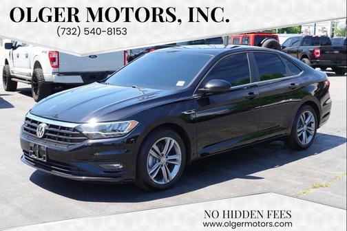 Black 2021 Volkswagen Jetta 1.4T R-Line