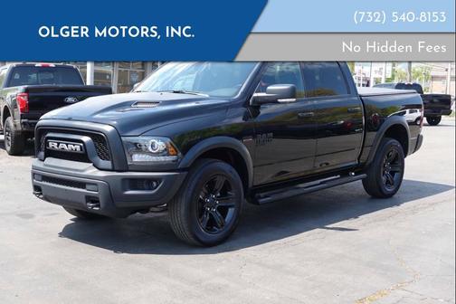 Black 2023 RAM 1500 Classic Warlock 4x4 4dr Crew Cab 5.5 ft. SB Pickup