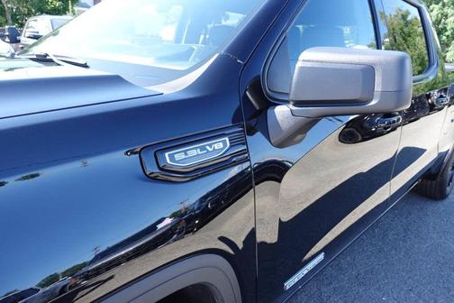 Onyx Black 2024 GMC Sierra 1500 Elevation