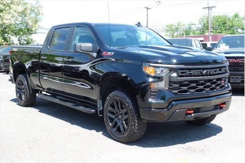 2022 Chevrolet Silverado 1500 Custom Trail Boss