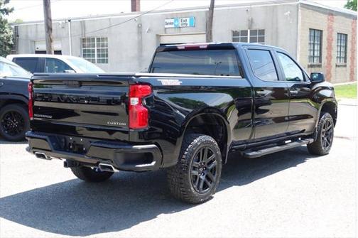 2022 Chevrolet Silverado 1500 Custom Trail Boss