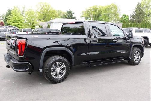 Black 2022 GMC Sierra 1500 Pro