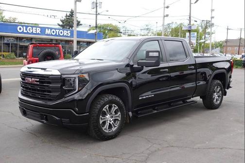 Black 2022 GMC Sierra 1500 Pro