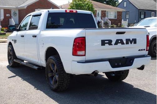 2022 RAM 1500 Classic Express