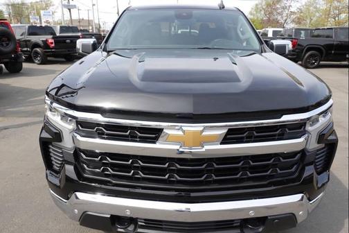 Black 2024 Chevrolet Silverado 1500 LT